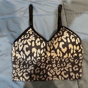 women’s sports bra